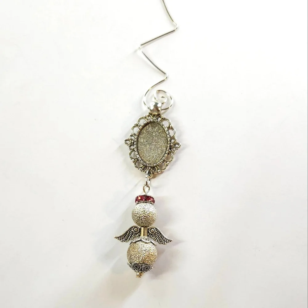 Handmade Beaded Angel & Photo Frame Ornament, Memorial or Wedding Bouquet Charm - Picture 2 of 9